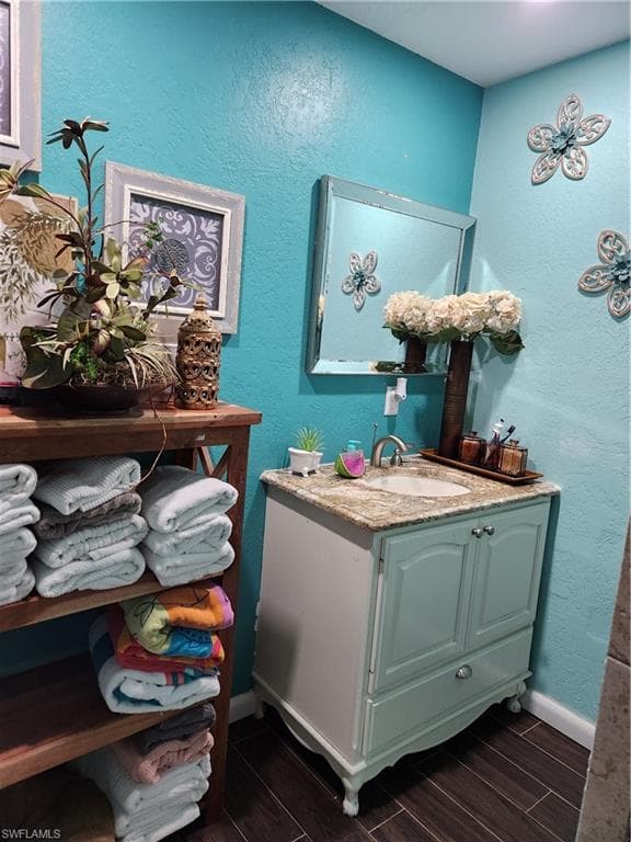5214 Carlton St, Naples, FL 34113-9