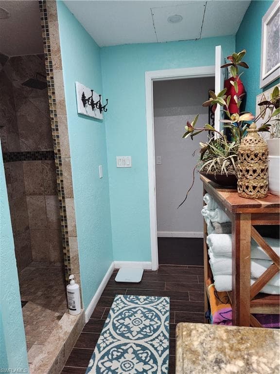 5214 Carlton St, Naples, FL 34113-10