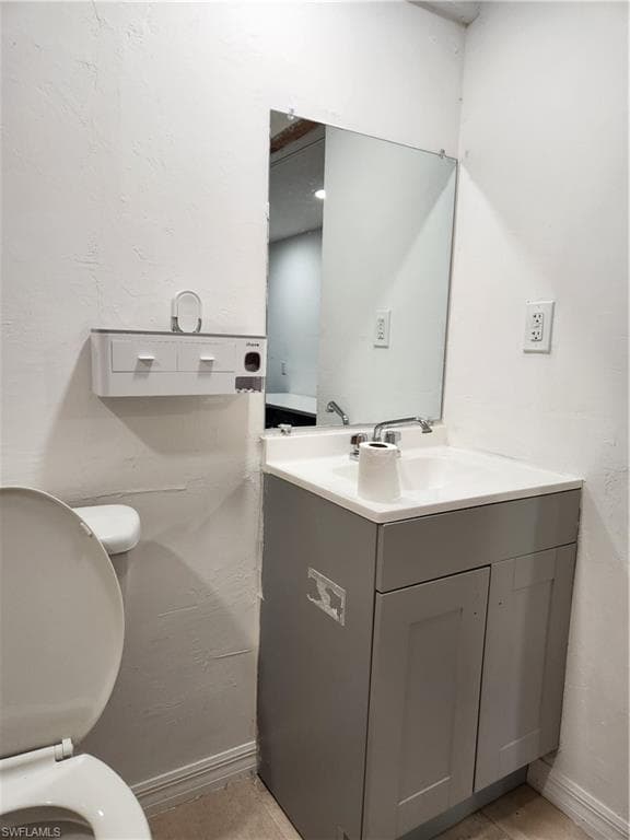 5214 Carlton St, Naples, FL 34113-20