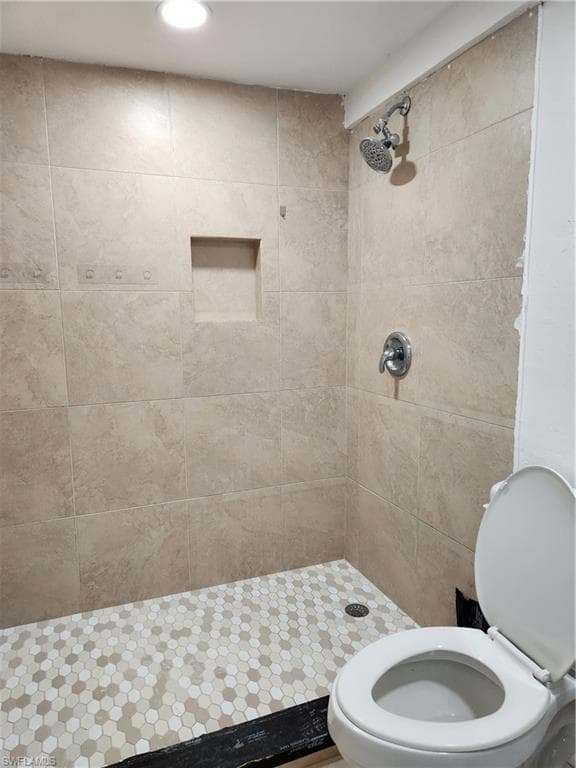 5214 Carlton St, Naples, FL 34113-21
