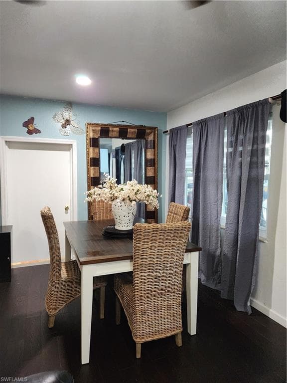 5214 Carlton St, Naples, FL 34113-4