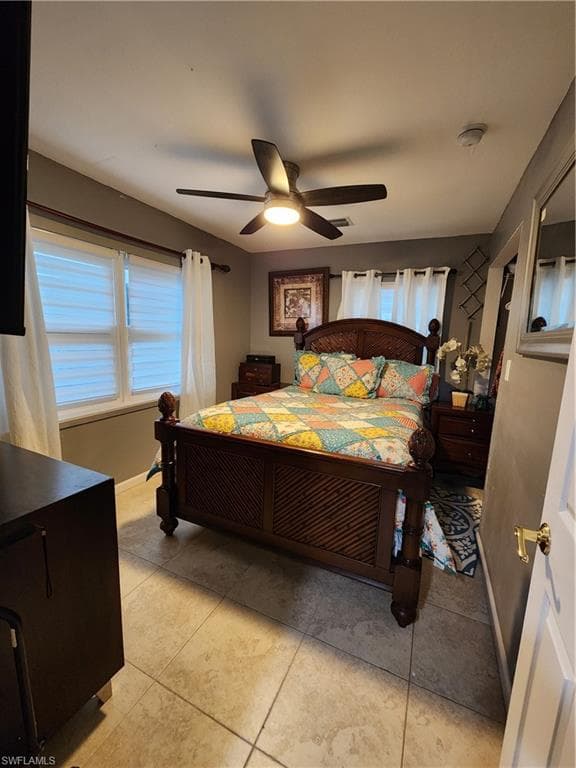 5214 Carlton St, Naples, FL 34113-6