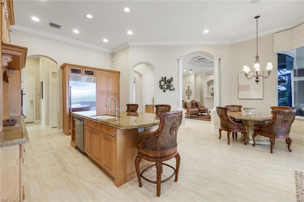 7511 Hogan Ct, Naples, FL 34113-11
