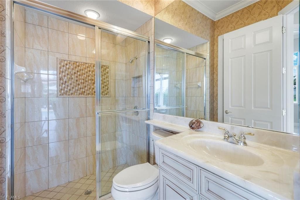 7511 Hogan Ct, Naples, FL 34113-21