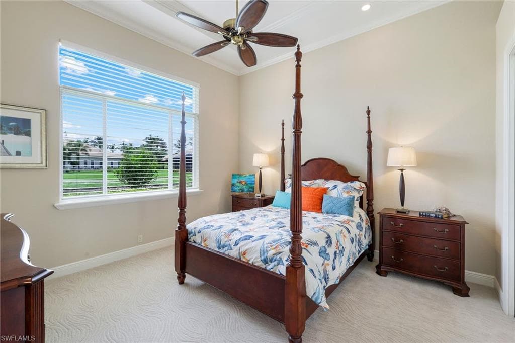 7511 Hogan Ct, Naples, FL 34113-22