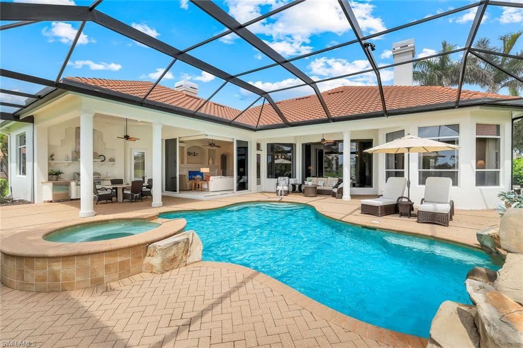 7511 Hogan Ct, Naples, FL 34113-32