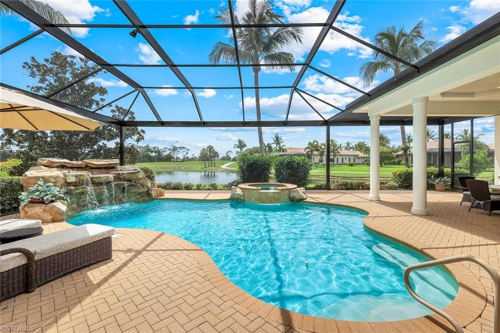 7511 Hogan Ct, Naples, FL 34113-33