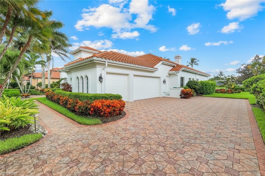 7511 Hogan Ct, Naples, FL 34113-48