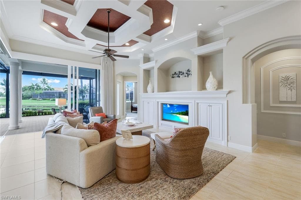 7511 Hogan Ct, Naples, FL 34113-7