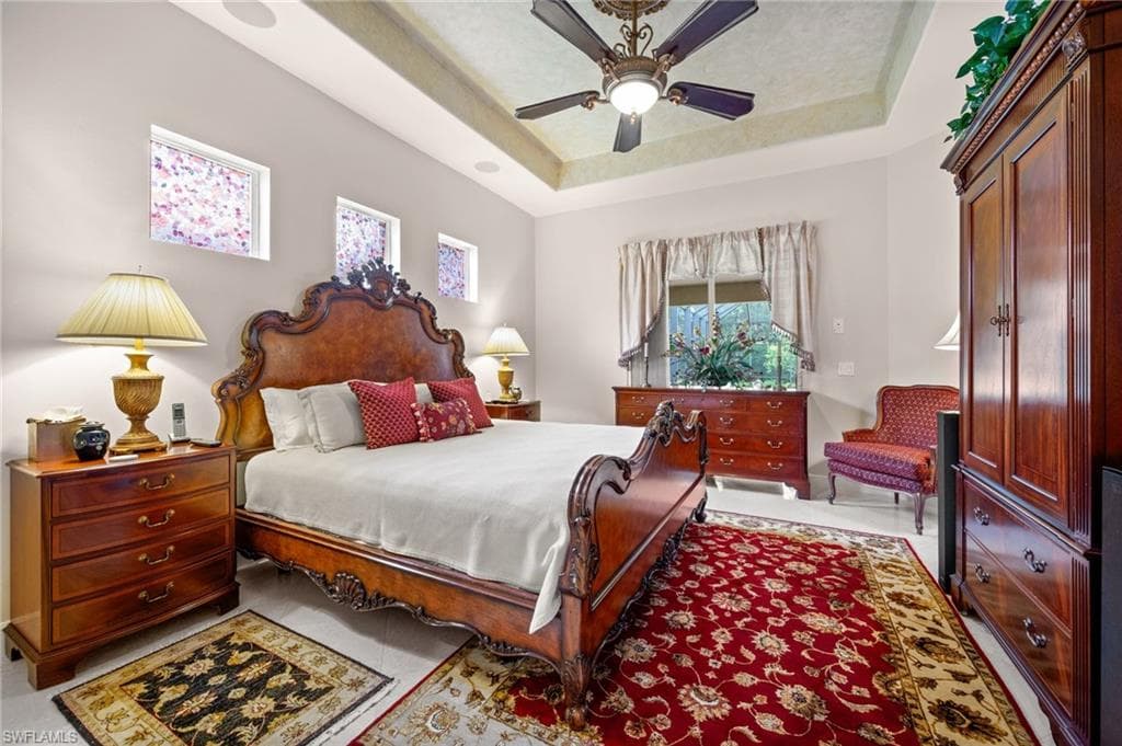 5802 Hammock Isles Dr, Naples, FL 34119-13