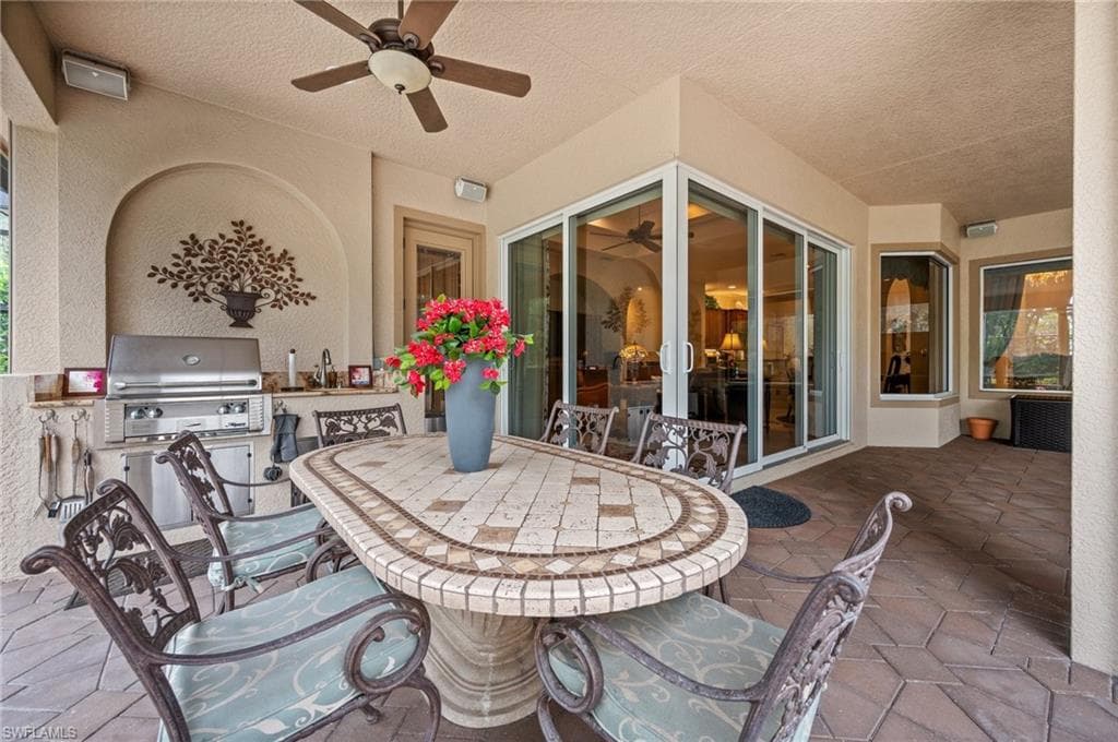 5802 Hammock Isles Dr, Naples, FL 34119-40