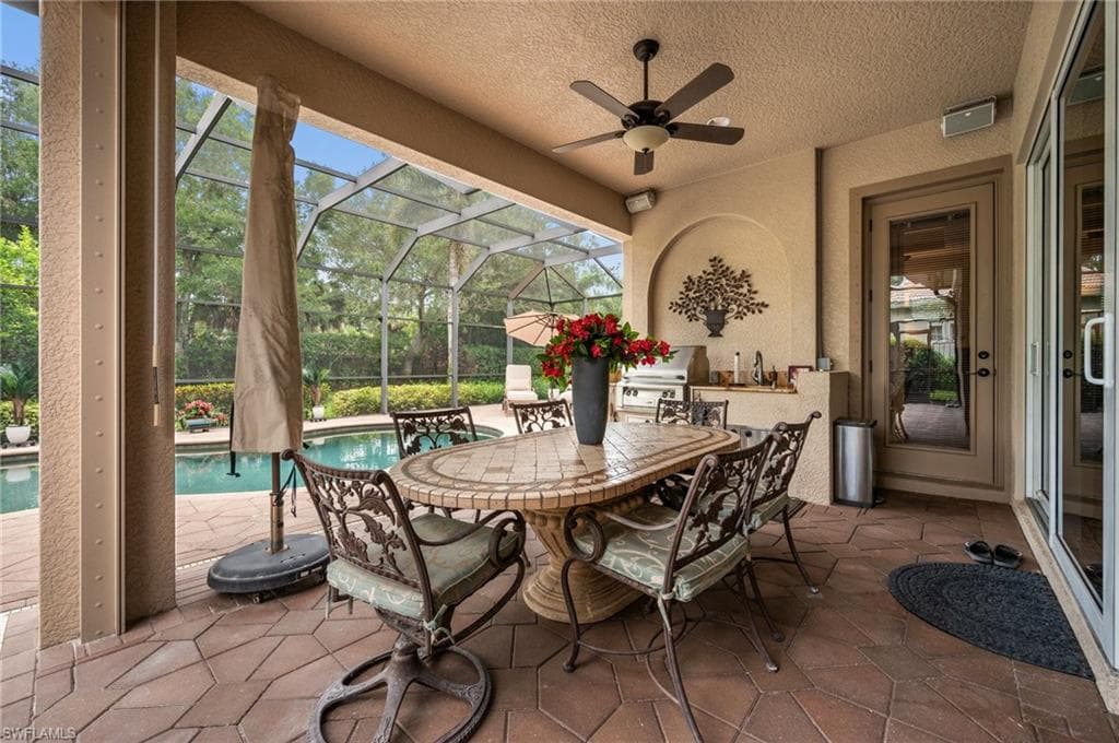 5802 Hammock Isles Dr, Naples, FL 34119-41
