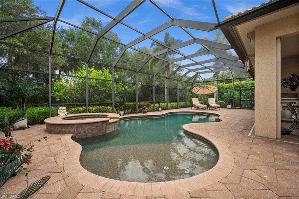5802 Hammock Isles Dr, Naples, FL 34119-43