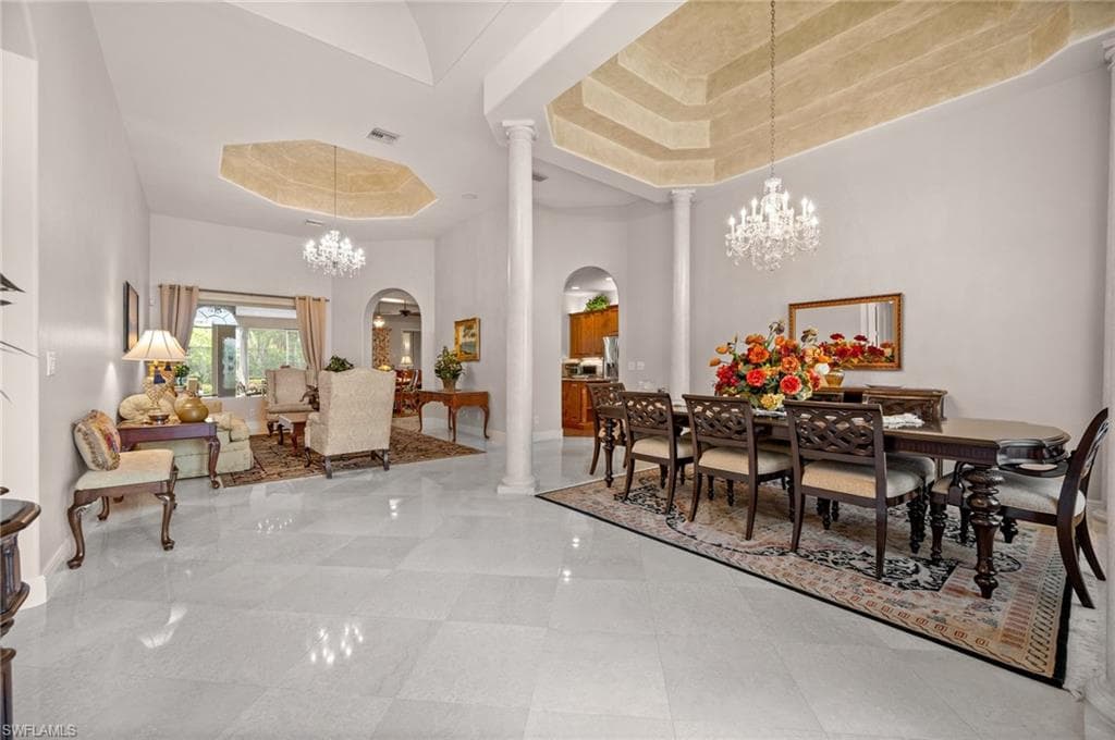 5802 Hammock Isles Dr, Naples, FL 34119-6