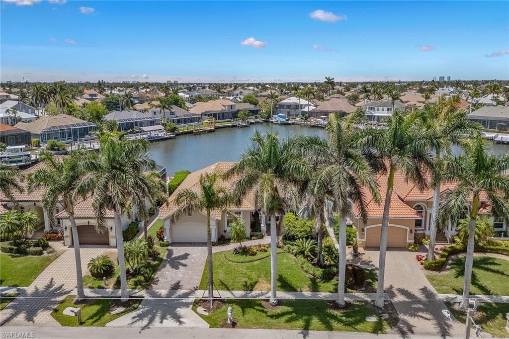 1824 Bahama Ave, Marco Island, FL 34145-41