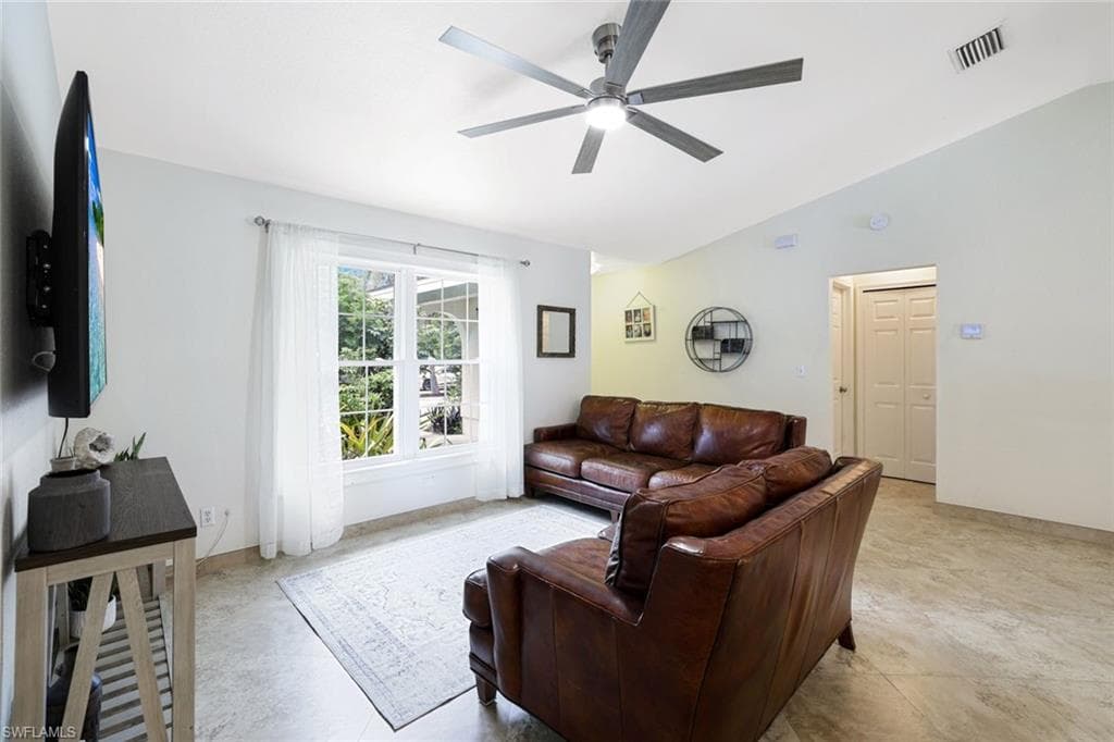 4710 1st Ave NW, Naples, FL 34119-5