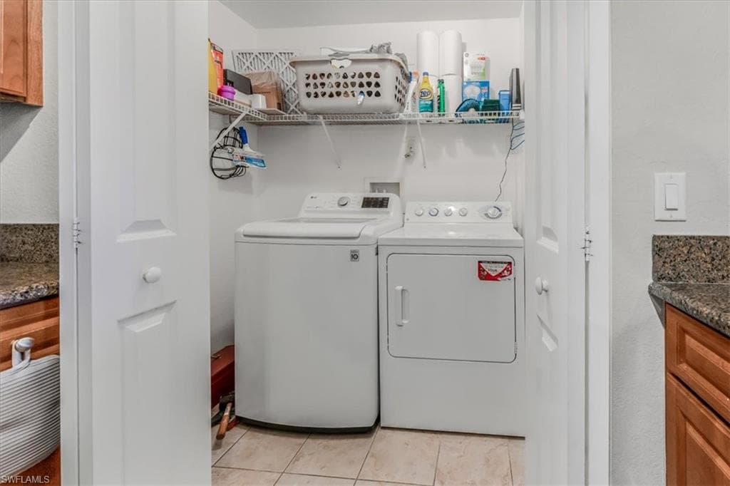 13010 Positano Cir 206, Naples, FL 34105-17