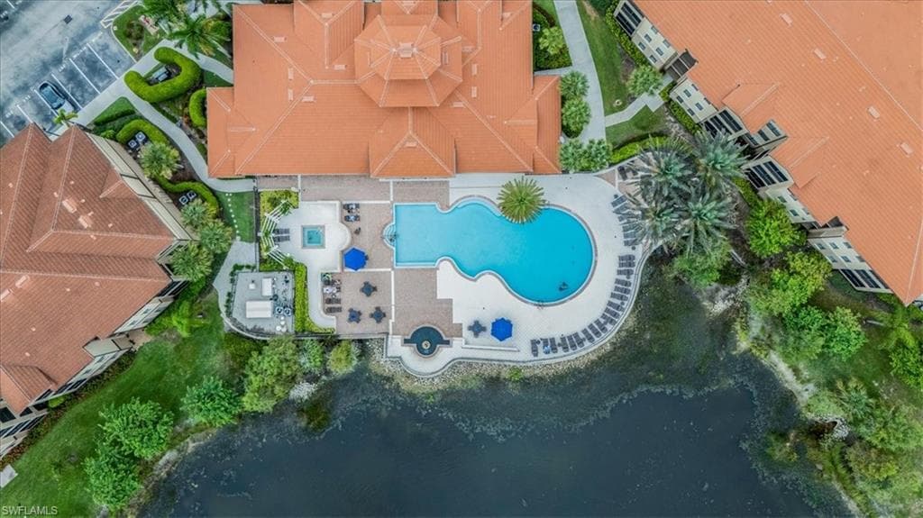 13010 Positano Cir 206, Naples, FL 34105-25