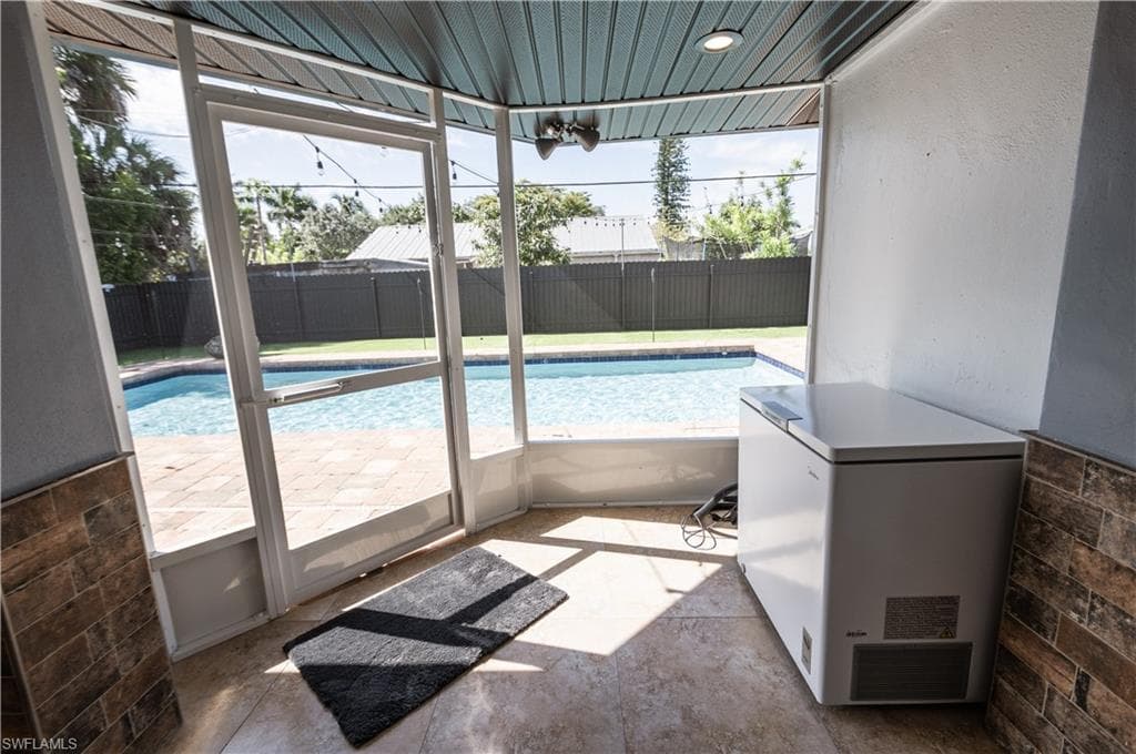 4924 20th Pl SW, Naples, FL 34116-24