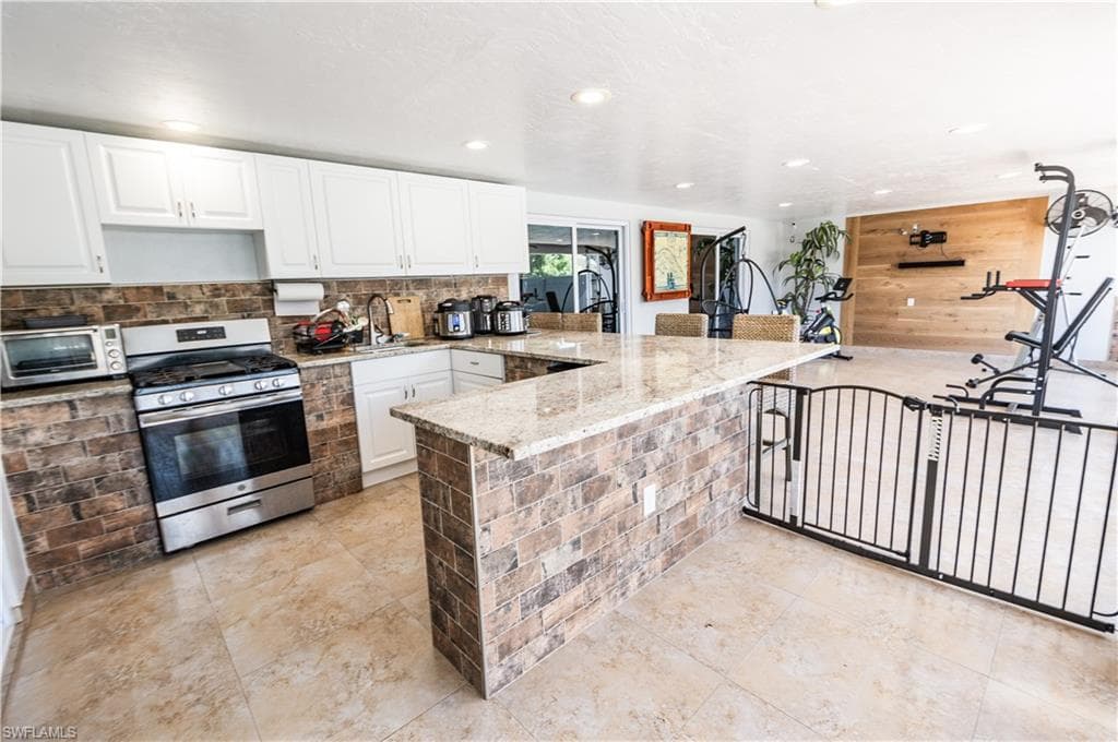 4924 20th Pl SW, Naples, FL 34116-25