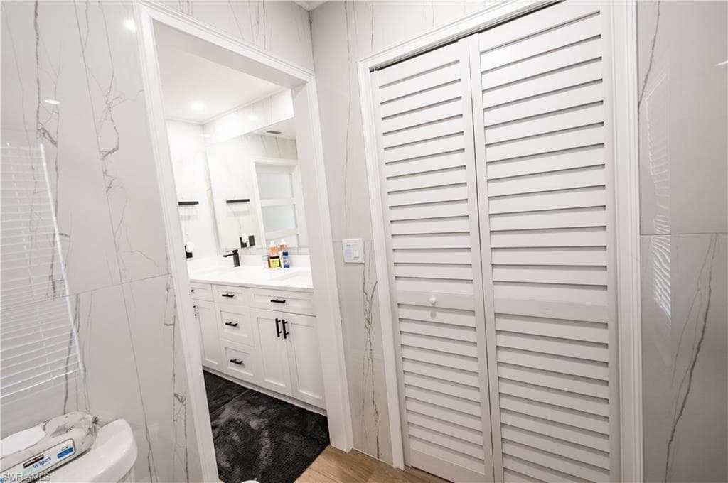 4924 20th Pl SW, Naples, FL 34116-32