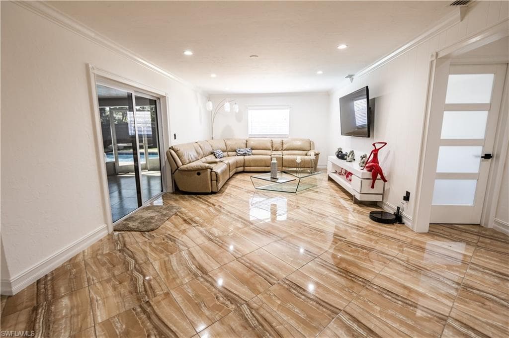 4924 20th Pl SW, Naples, FL 34116-6