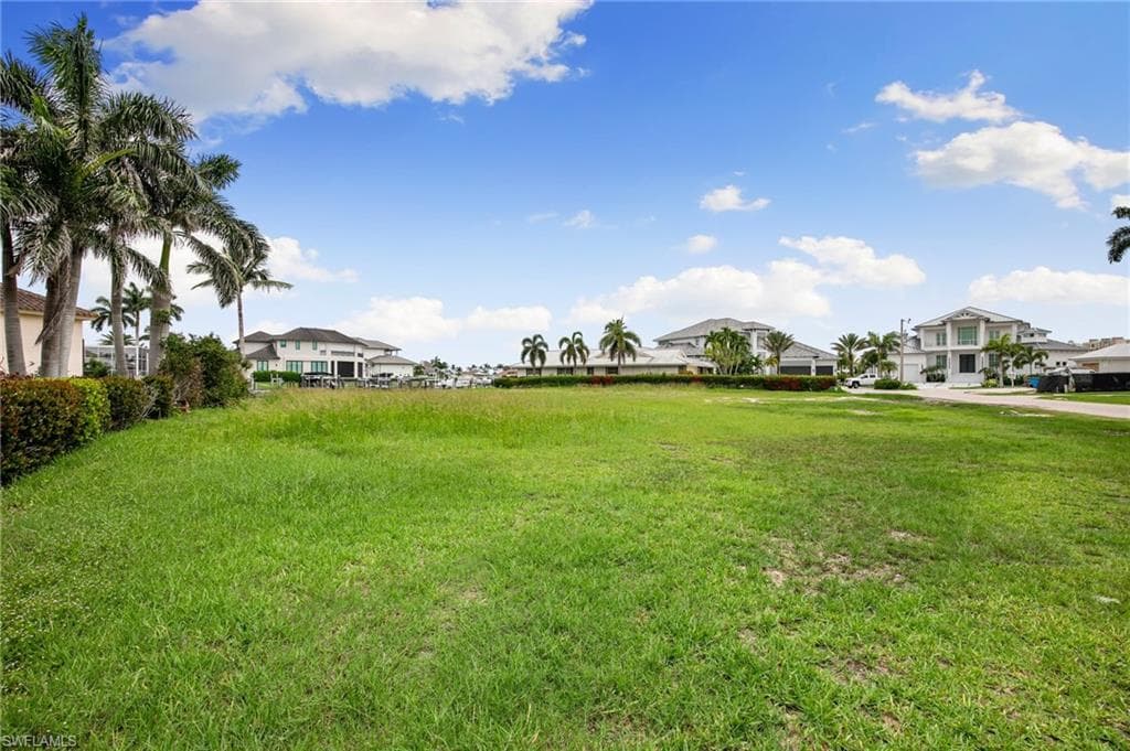 1331 Forrest Ct, Marco Island, FL 34145-13