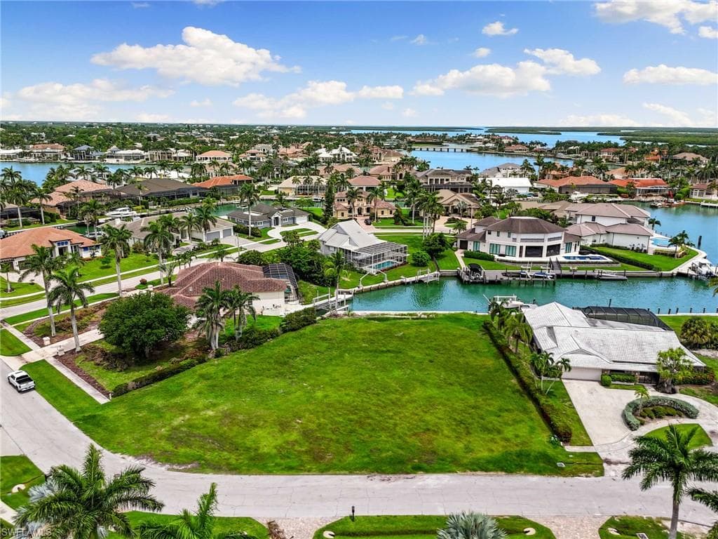 1331 Forrest Ct, Marco Island, FL 34145-3