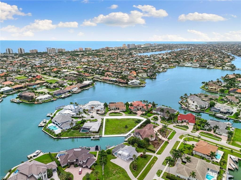 1331 Forrest Ct, Marco Island, FL 34145-6