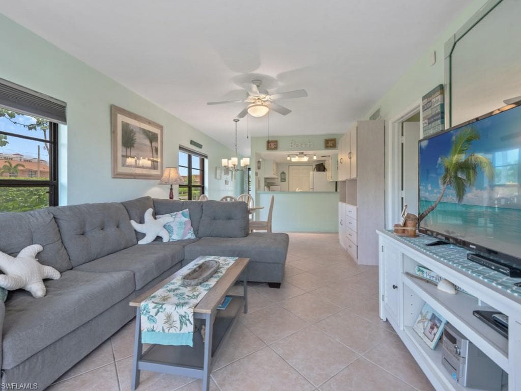 27 Greenbrier St 109, Marco Island, FL 34145-10