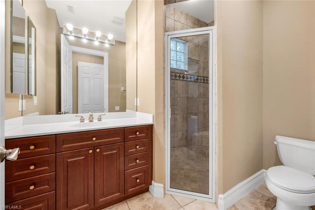 240 17th St SW, Naples, FL 34117-16