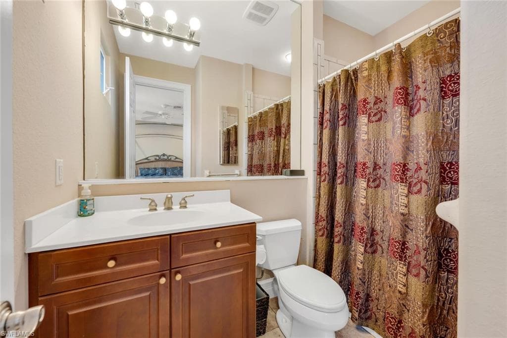 240 17th St SW, Naples, FL 34117-18