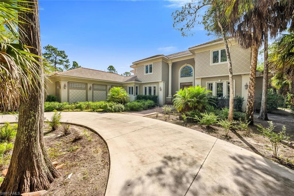 240 17th St SW, Naples, FL 34117-4