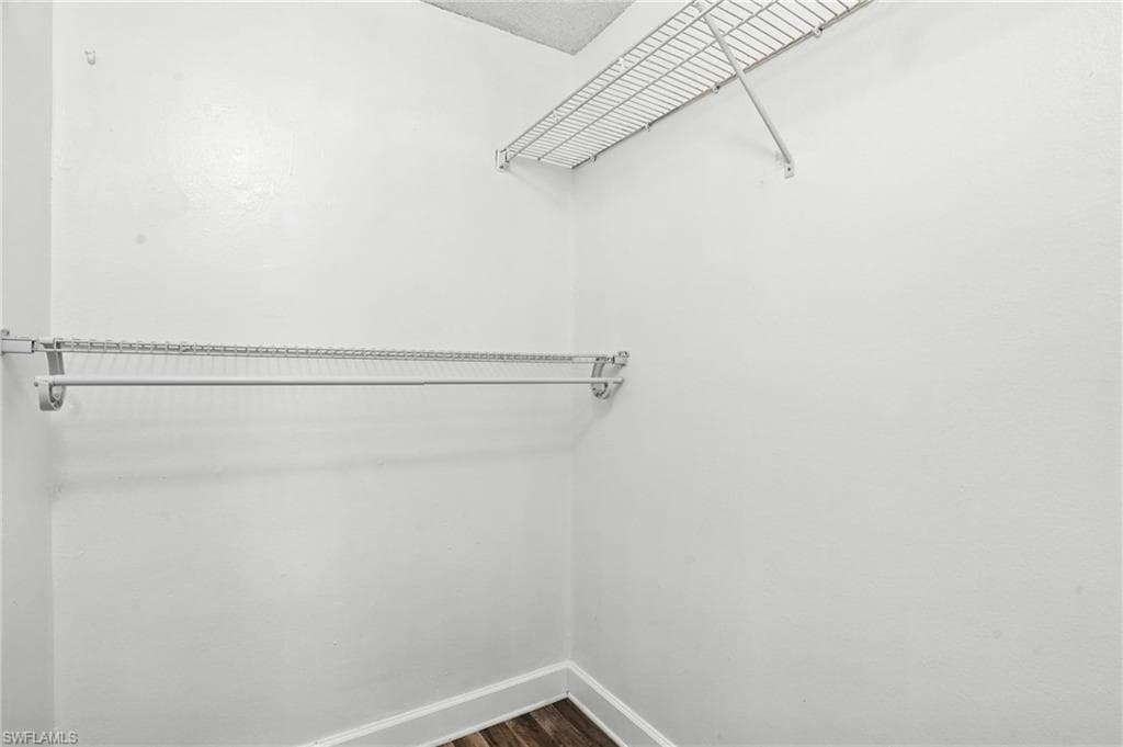 201-5 Santa Clara Dr 201, Naples, FL 34104-22