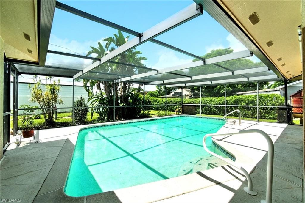 4400 17th Ave SW, Naples, FL 34116-19
