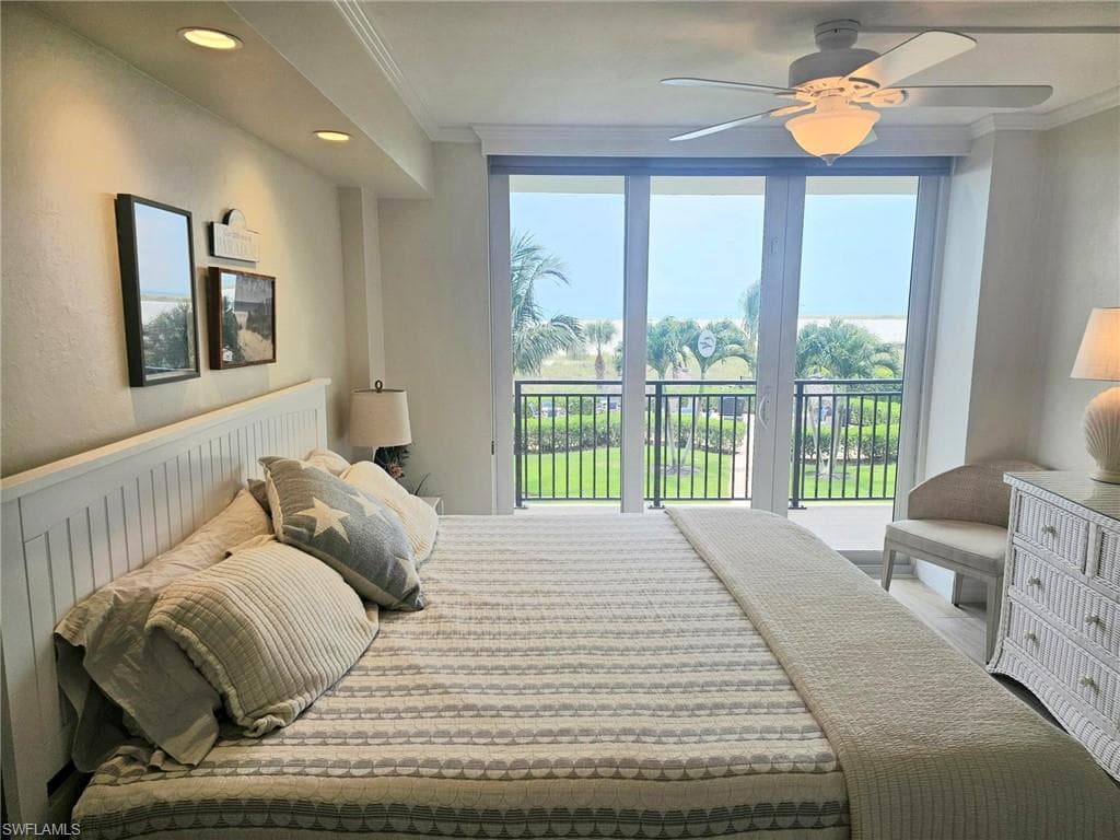 180 Seaview Ct 215, Marco Island, FL 34145-11
