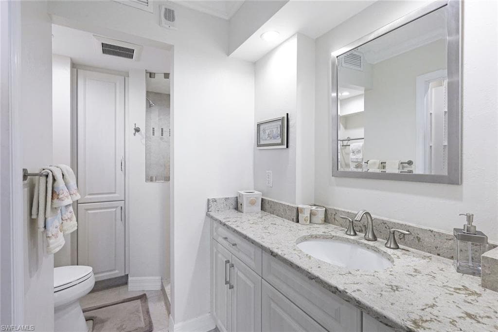 180 Seaview Ct 215, Marco Island, FL 34145-15