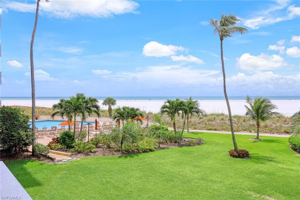 180 Seaview Ct 215, Marco Island, FL 34145-18