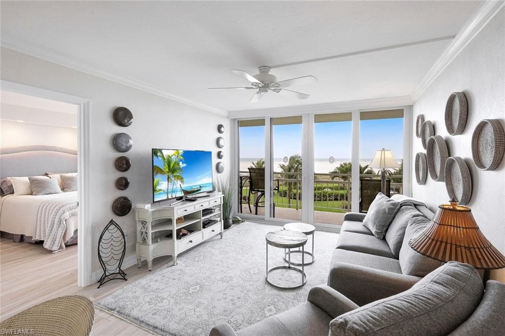 180 Seaview Ct 215, Marco Island, FL 34145-4