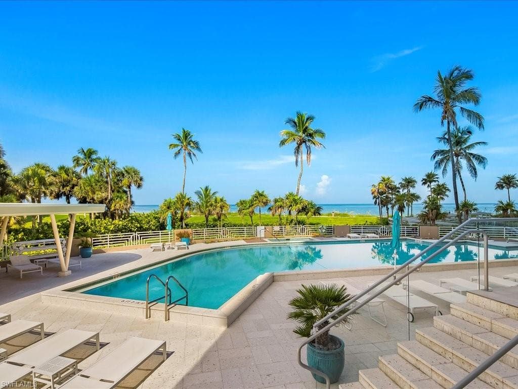 4651 Gulf Shore Blvd N 1605, Naples, FL 34103-32
