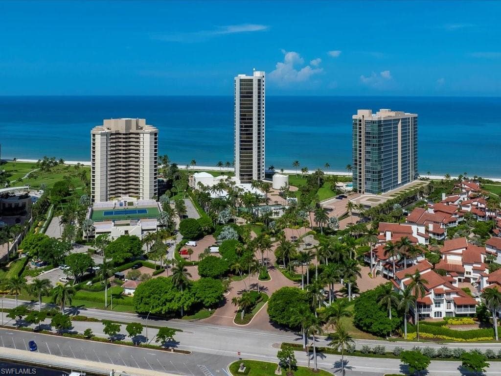 4651 Gulf Shore Blvd N 1605, Naples, FL 34103-35