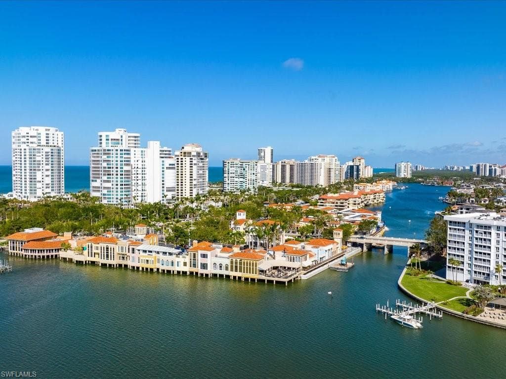 4651 Gulf Shore Blvd N 1605, Naples, FL 34103-36