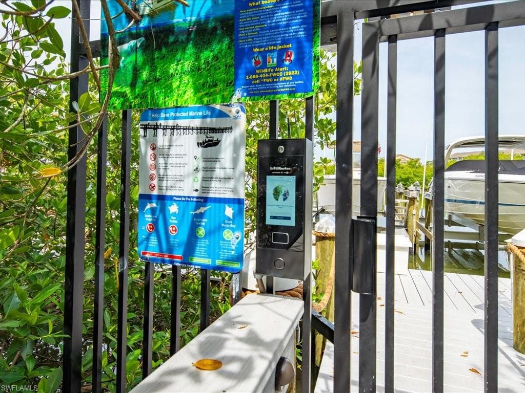 244c Wiggins Bay Dr, Naples, FL 34110-16