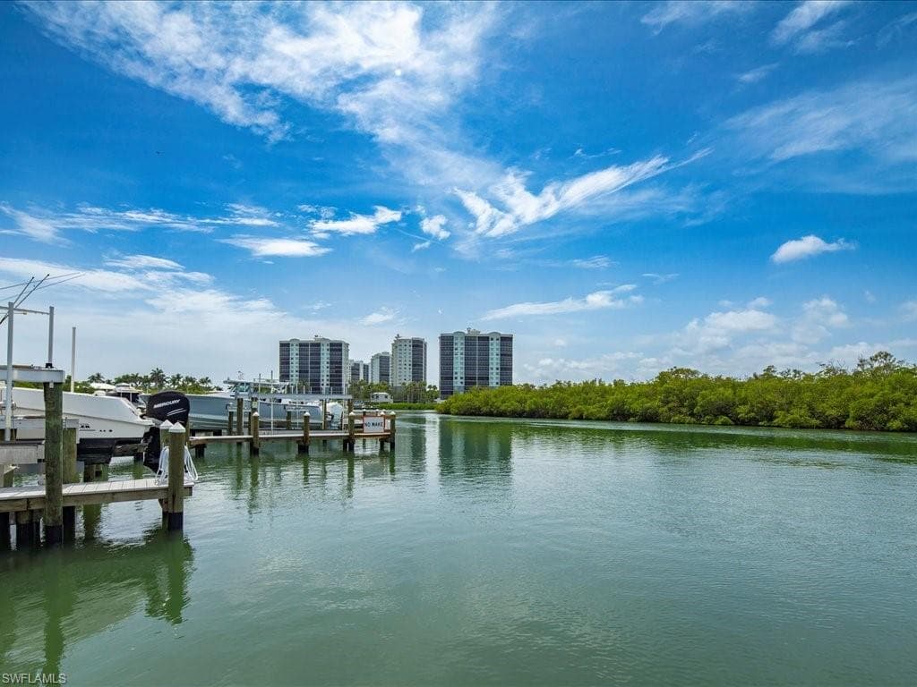 244c Wiggins Bay Dr, Naples, FL 34110-6