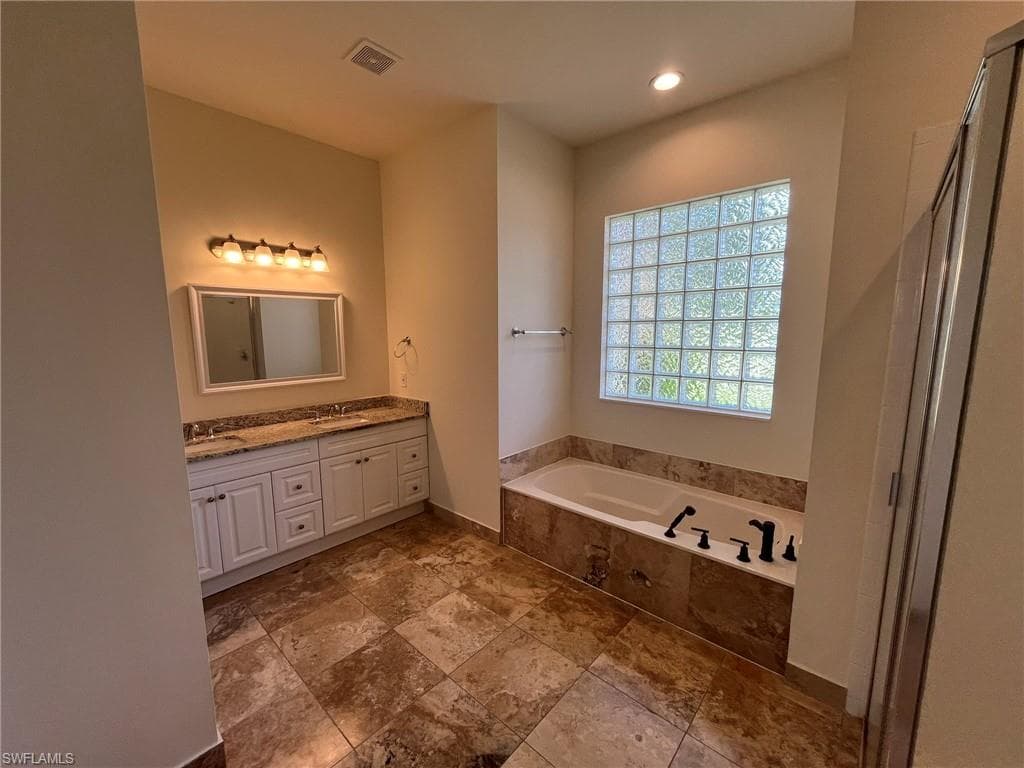 812 Grand Rapids Blvd, Naples, FL 34120-16