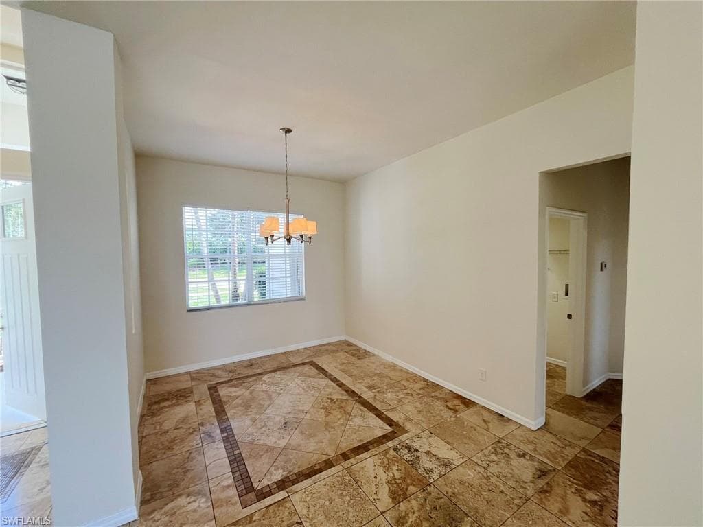 812 Grand Rapids Blvd, Naples, FL 34120-5