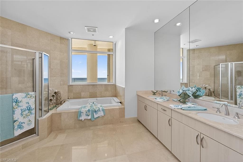 970 Cape Marco Dr 2506, Marco Island, FL 34145-39