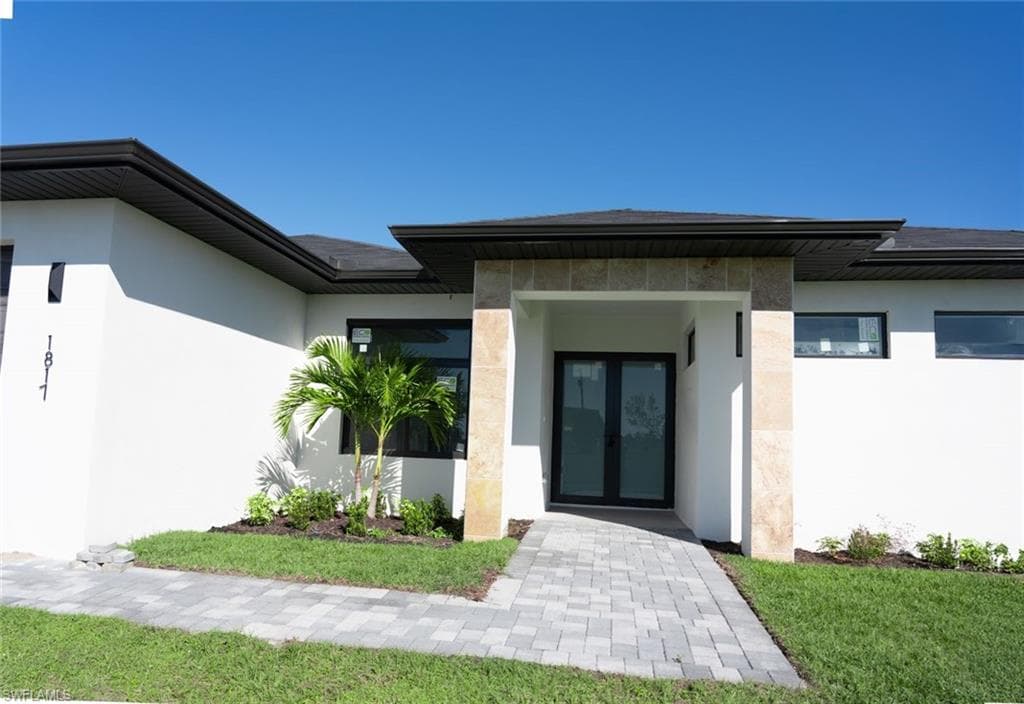 1817 17th St, Cape Coral, FL 33909-4