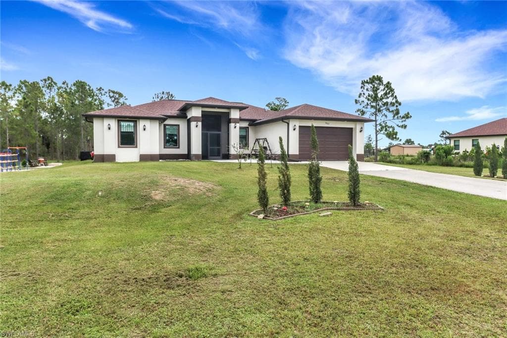 3517 50th Ave NE, Naples, FL 34120-3