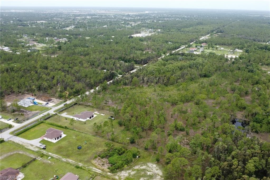 3517 50th Ave NE, Naples, FL 34120-39